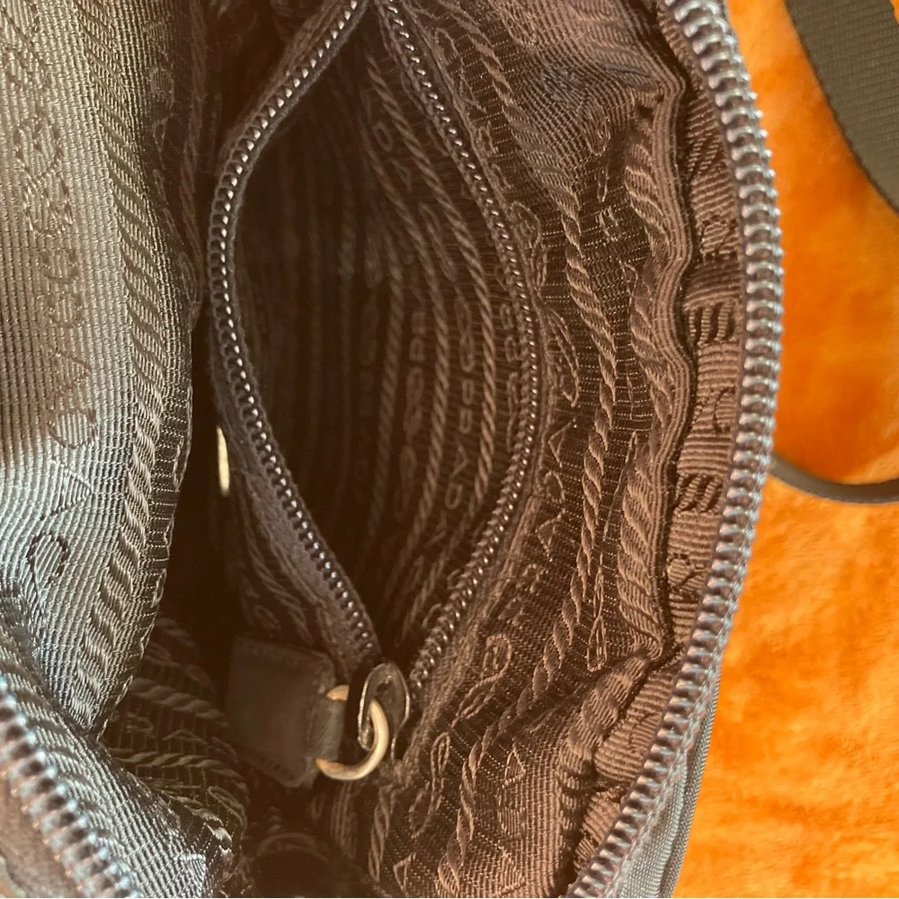 Prada Black Crossbody Bag Nylon with adjustable shoulder strap zipper - Picture 7 of 10